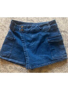 No Boundaries Womens Denim Wrap Skort Size 7-9 Medium Pockets 3" Inseam Shorts
